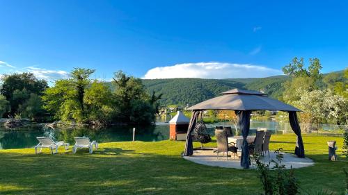 Apartman Deluxe Una Holiday - Location saisonnière - Bihać