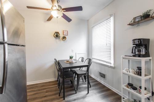 3 Bedrooms House in Waldo Kansas City in 南堪薩斯城