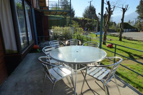 2 bedrooms, 7 beds