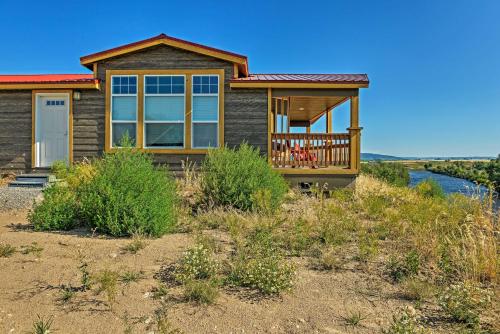 Griffel River Ranch with Views - An Anglers Dream!