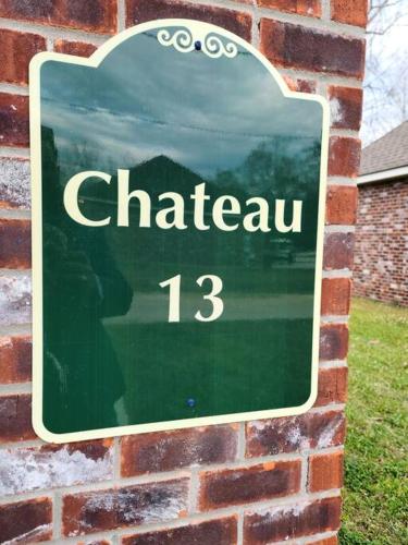 Chateau 13