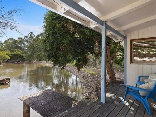 Barney Creek Vineyard Cottages in Hinterland