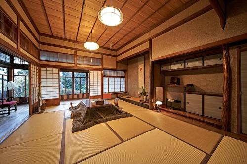山田別荘和室　スーペリアルーム　共用バスルーム　ガーデンビュー　禁煙　大人専用