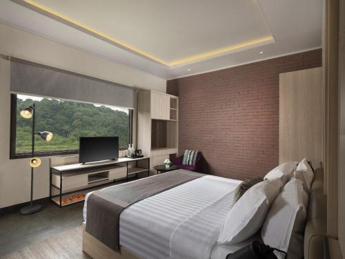 JSI Resort Room Type - Grand Gladiator Container King