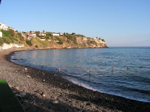 Appartamento In Villa Al Mare - Baia di Arcile