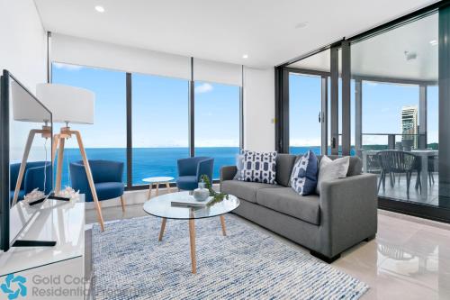 Ocean Surfers Paradise - gclr