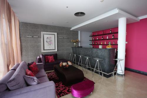 Hotel Apartamentos Baia Brava - 바/라운지