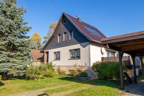 Ferienwohnung im Souterrain in Freest, Deutschland