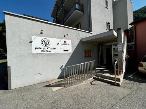 Albergo Elvezia - image 6