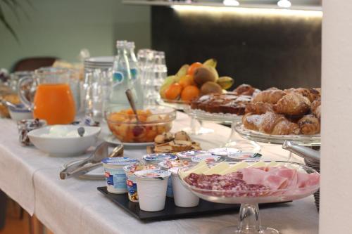 Food and beverages, LVG Hotel Collection - Tornielli 9 in Novara