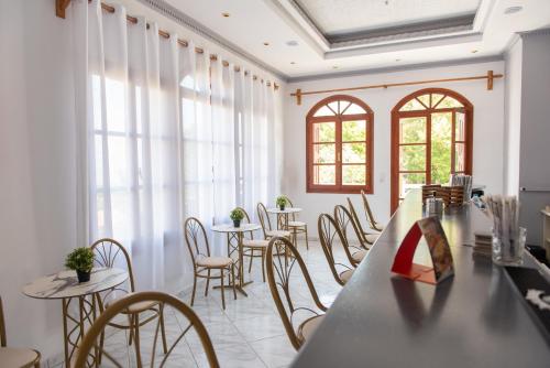 Pub/Lounge, Iro's Residence in Valeontades