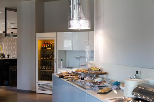 Toit ja joogid, G Hotel Ancona in Osimo