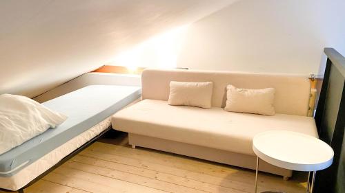 Hostel oder Ferienwohnung 1-16 Personen im BLAUEN HAUS