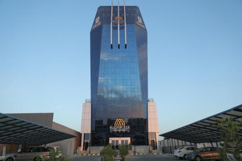 . Tulip Plaza Hotel