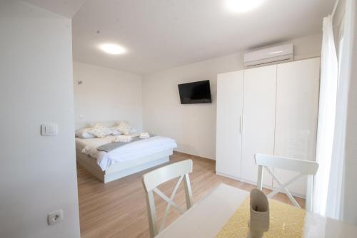 Studio with Balcony room in Charming apartments Duce