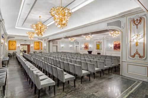 Hotel Continental - image 13