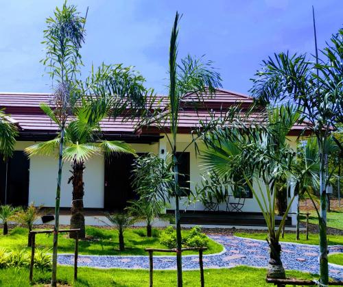 Isan Golf & Adventure Hotel