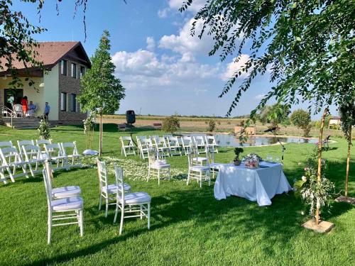 Surrounding environment, Aurora Rendezvenyterem & Szallas in Jászberény