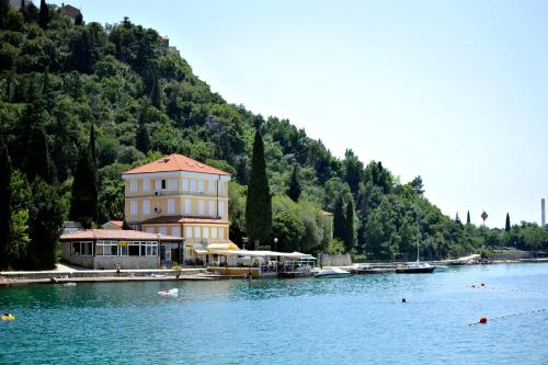 Bed&Breakfast Villa Eva - Accommodation - Omišalj