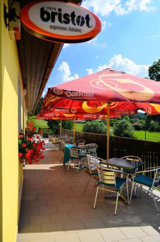 Restorāns, Penzion Kamejk in Zduchovice