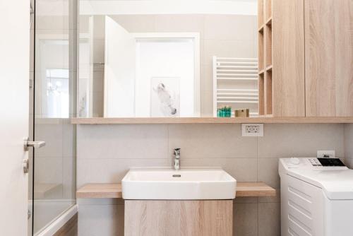 Apart B&V 701 Coresi - Luxury Mountain Haven