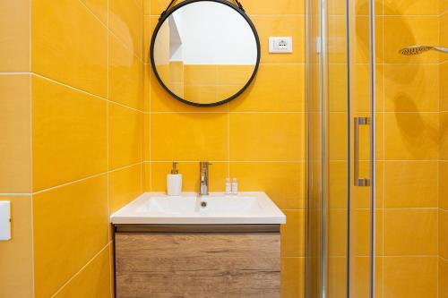 Triple Room with Private Bathroom image 10