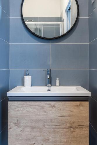 Double Room with Private Bathroom image 2