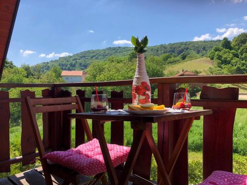 Balkons/terase, Kuca za odmor Rukova Hiza, sauna, jacuzzi in Gornja Stubica