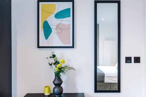 Hilltop Serviced Apartments - Piccadilly - Tap to explore photos