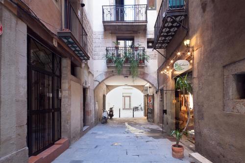 Inside Barcelona Apartments Esparteria - image 10