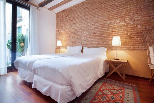 Inside Barcelona Apartments Esparteria - image 5