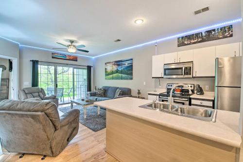 Ground-Floor Branson Condo with Community Perks in Branson, USA