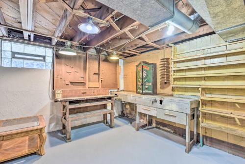 Minneapolis Retreat - 3 Mi to Mall of America in Richfield (MN)