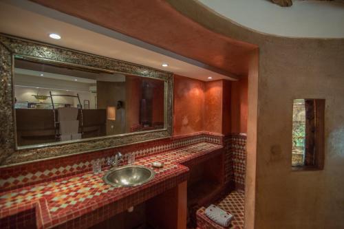 Prestige Double or Twin Room image 10