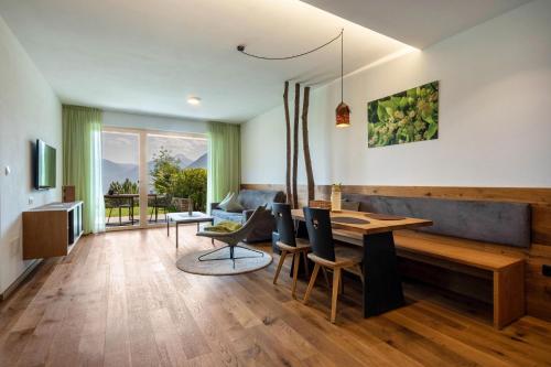 Pataunerhof Tilia Lodge - Apartment - Tirolo