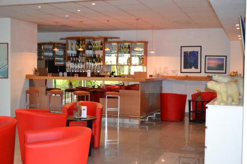 Lenas West Hotel - image 6