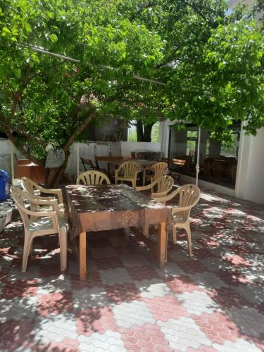 Serdung Guest House - image 2