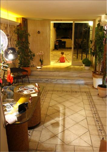 Lobby, Hotel Kostis in Skiathos Island