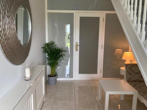 Lir Lodge 2