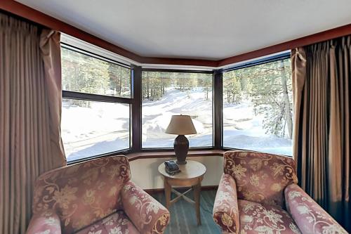 Resort at Squaw Creek's 317 & 319, Olympic Valley (foto 2)
