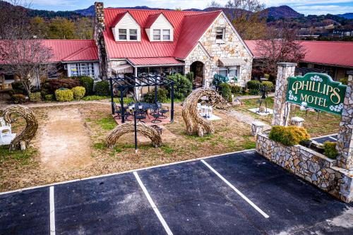 Phillips Historic Motel & Cottages - 숙소 외관
