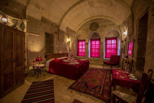 Cappadocia Antique Gelveri Cave Hotel Guzelyurt