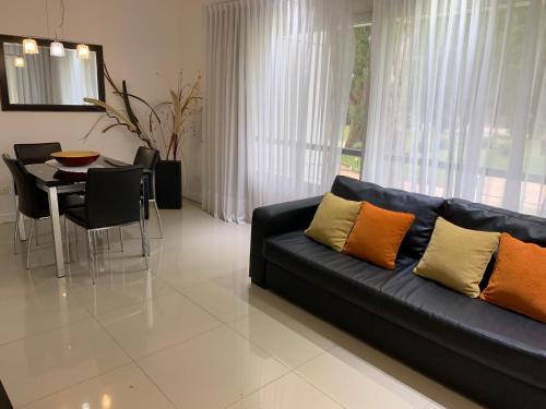 Green Park 2 Ambientes con Balcón Vista Bosque o Laguna con Parrillero (Green Park 2 Ambientes con Balcon Vista Bosque o Laguna con Parrillero) in Chihuahua