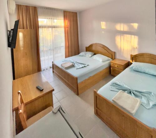 El Mare - image 2