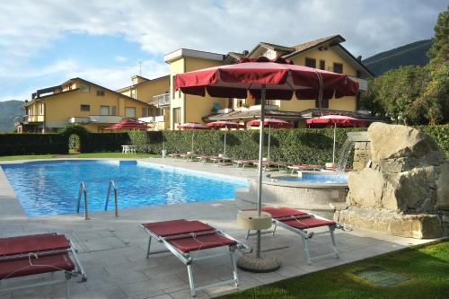 Park Hotel La Pineta in Мулацо