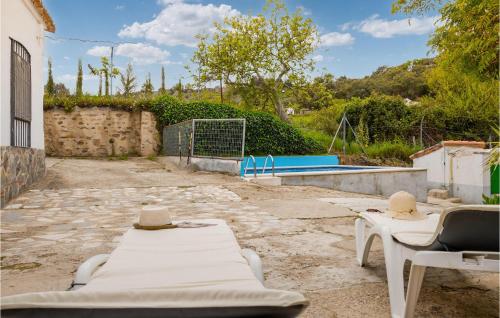 Úszómedence, Nice Home In Cortegana in Cortegana