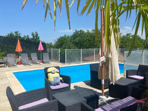 Magnifique Villa avec piscine Beaujolais gîte à louer Villefranche-sur-Saône