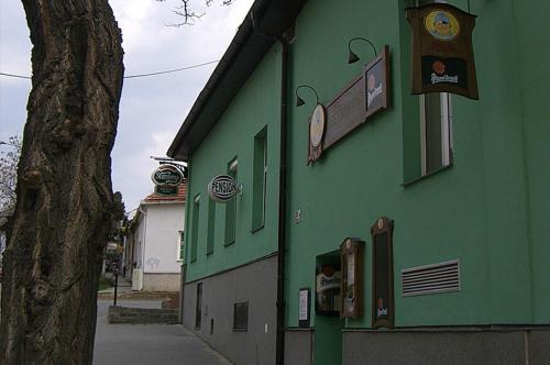 Restaurant Švejk a Pension Brno - image 5