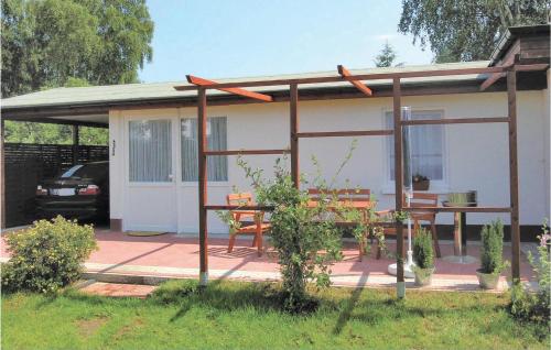 Lovely Home In Trassenheide With Kitchenette