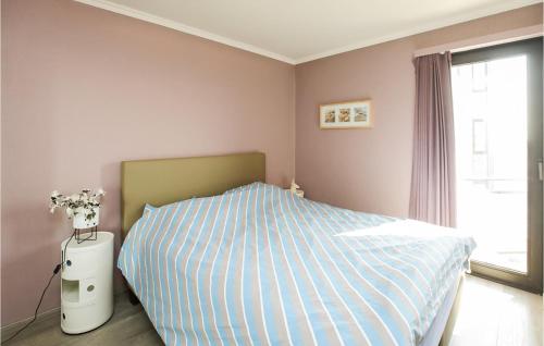 One-Bedroom Apartment image 10